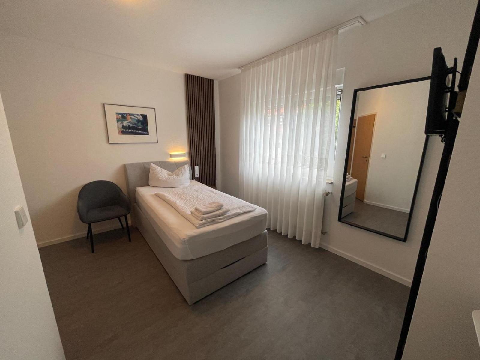 Kusterdingen Hotel Loewen מראה חיצוני תמונה